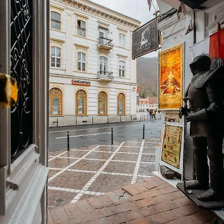 Oldtown Hideout Брашов