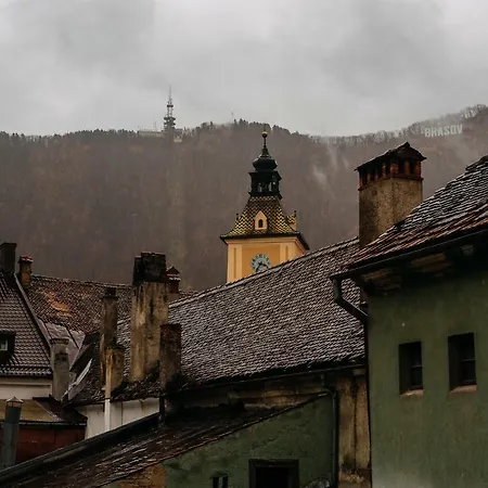 Oldtown Hideout Брашов